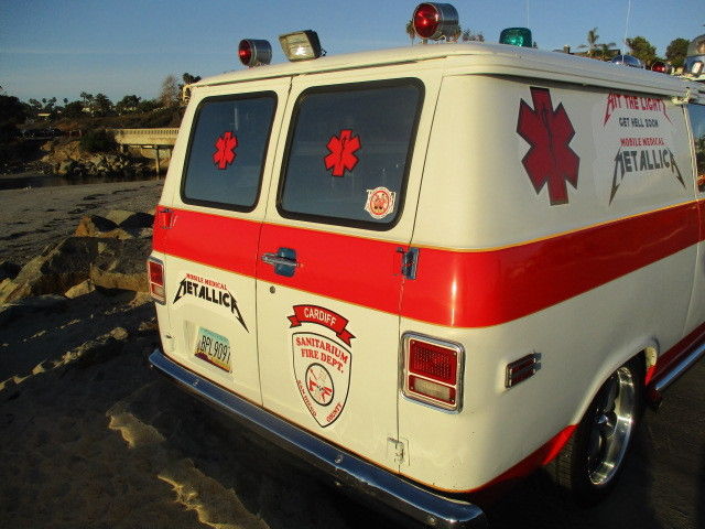 1974 Chevrolet G20 Van TAILGATING KING - photo 8