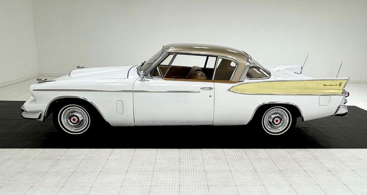 1958 Packard Hawk Sport Hardtop - photo 2