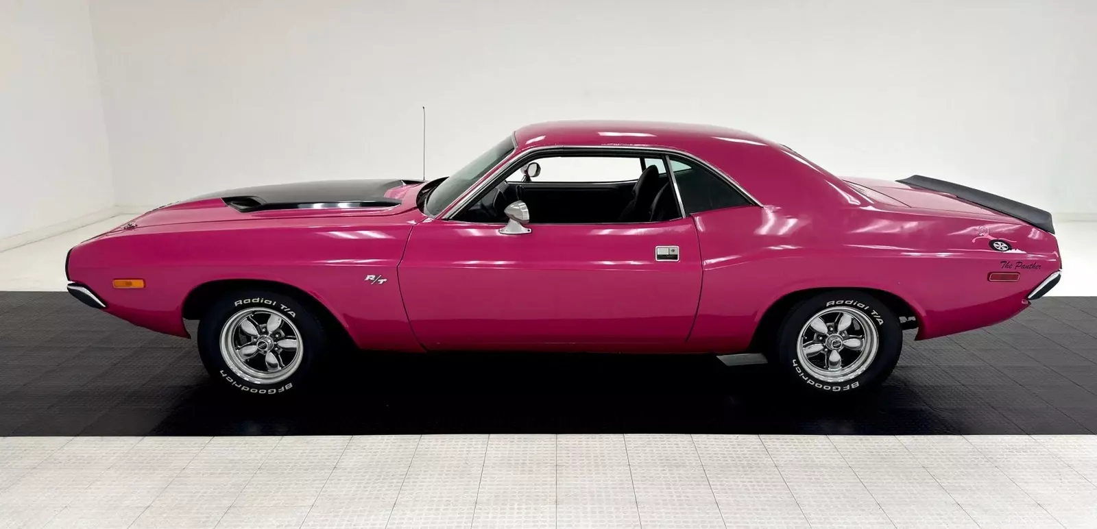 1972 Dodge Challenger Hardtop - photo 2