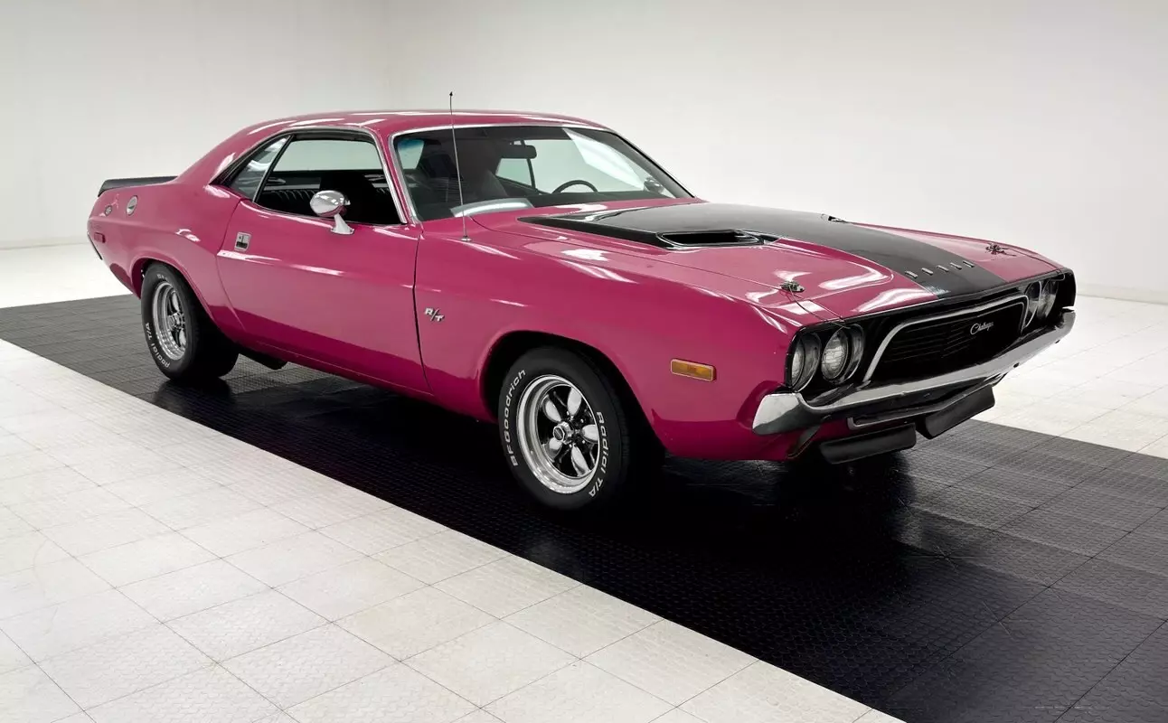 1972 Dodge Challenger Hardtop - photo 7