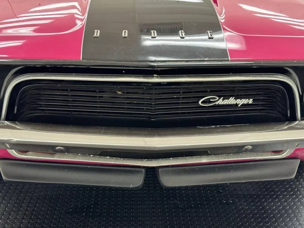 1972 Dodge Challenger Hardtop - photo 9