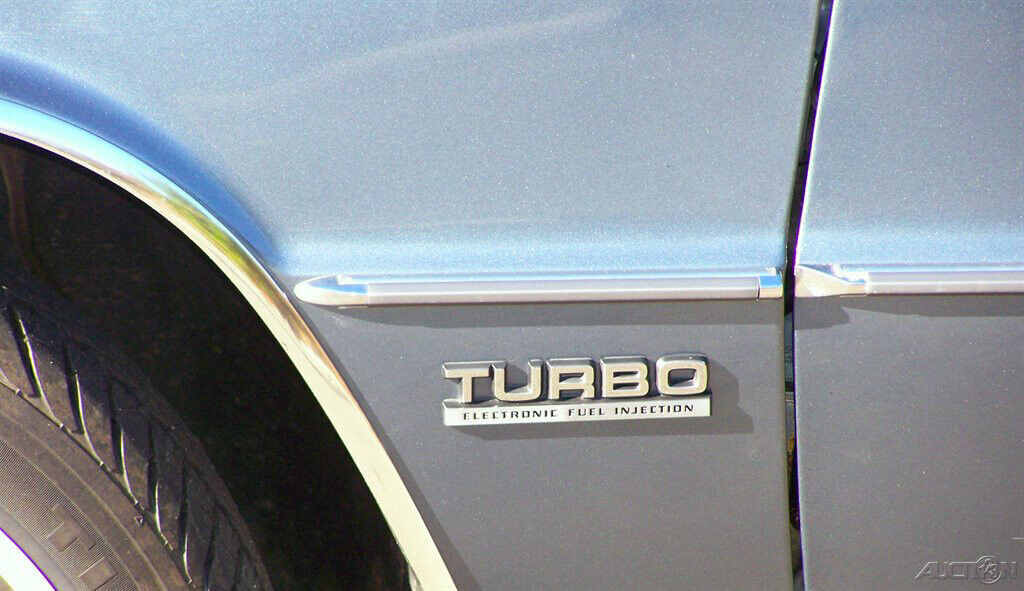 1985 Chrysler LeBaron 11K 2.2L TURBO MARK CROSS SPECTACULAR COLLECTOR QUALITY - photo 12