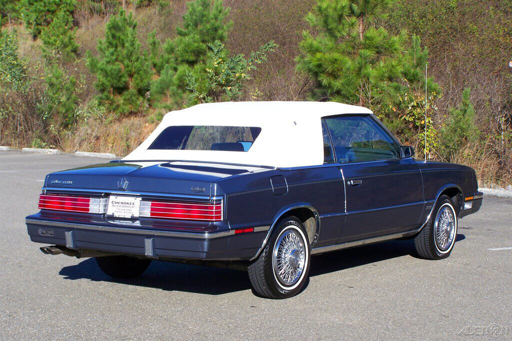 1985 Chrysler LeBaron 11K 2.2L TURBO MARK CROSS SPECTACULAR COLLECTOR QUALITY - photo 2
