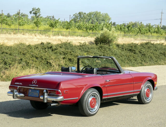 1969 Mercedes-Benz SL-Class 280SL Roadster - photo 5