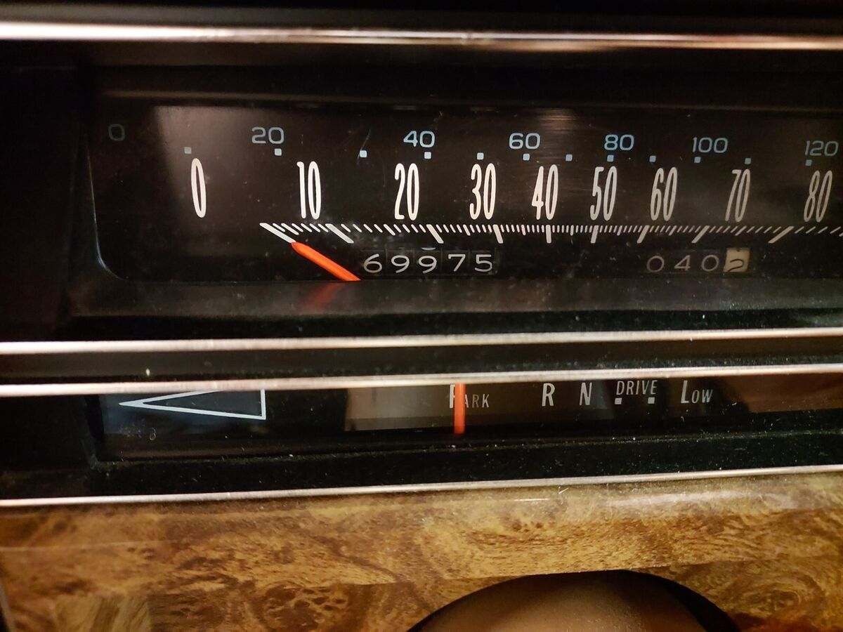 1979 Cadillac DeVille 425ci Auto A/C Power Steering & Brakes - photo 5