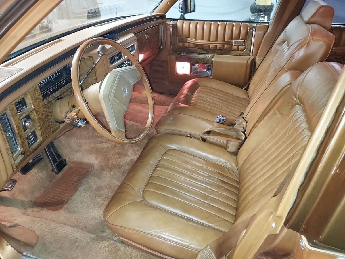 1979 Cadillac DeVille 425ci Auto A/C Power Steering & Brakes - photo 6