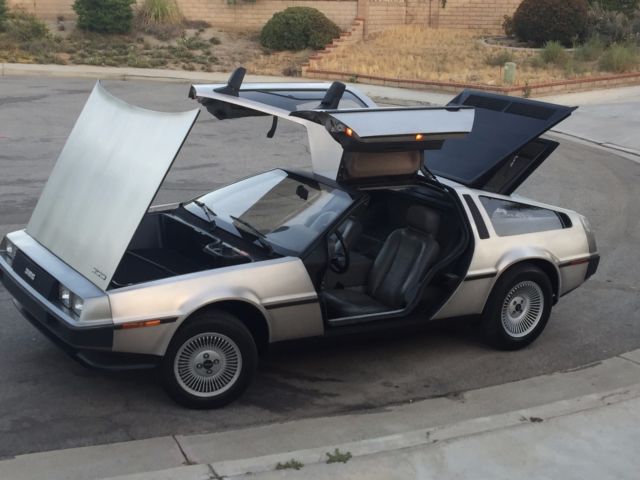 1983 DeLorean Gull-wing doors - photo 13