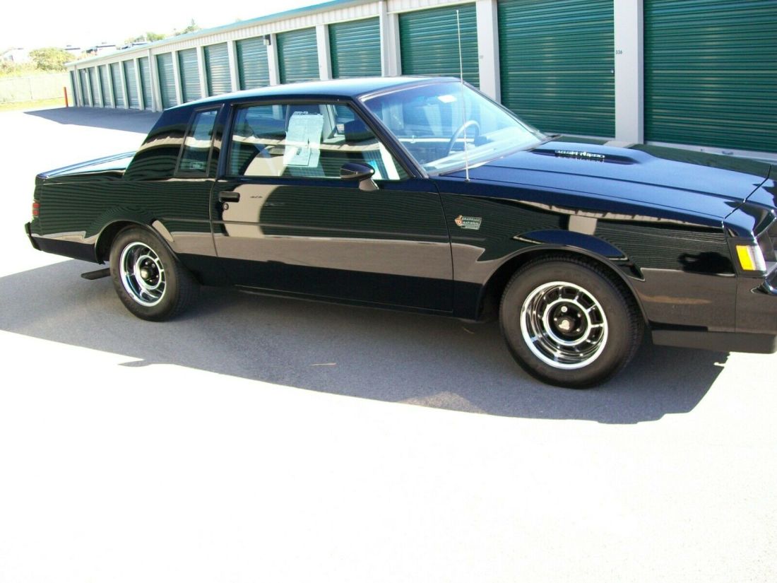 1 owner 1987 Grand National WE2 ALL PAPERWORK window sticker all original Mint 1987 Buick Grand National