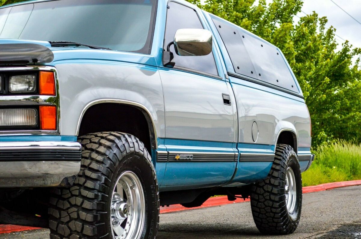 1989 Chevrolet Silverado 2500 ~ 4X4 ~ 37K MILES - photo 10