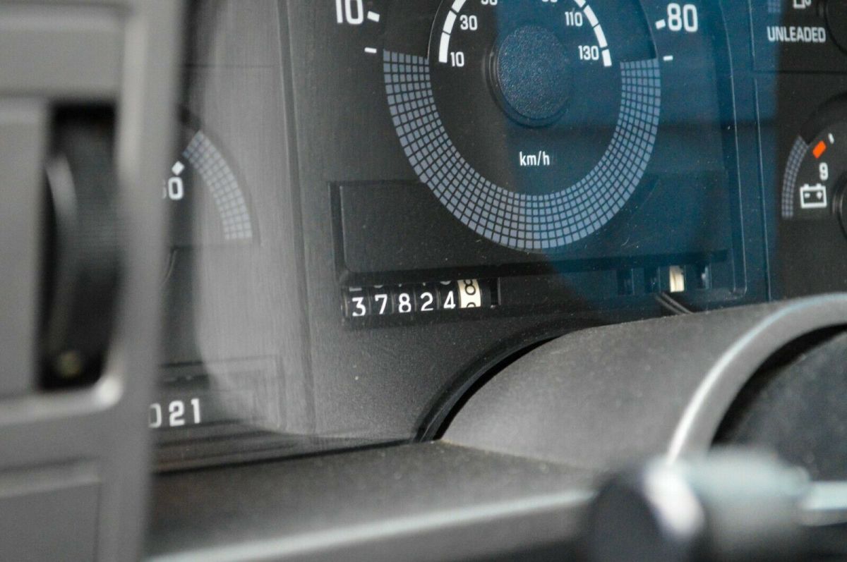 1989 Chevrolet Silverado 2500 ~ 4X4 ~ 37K MILES - photo 12