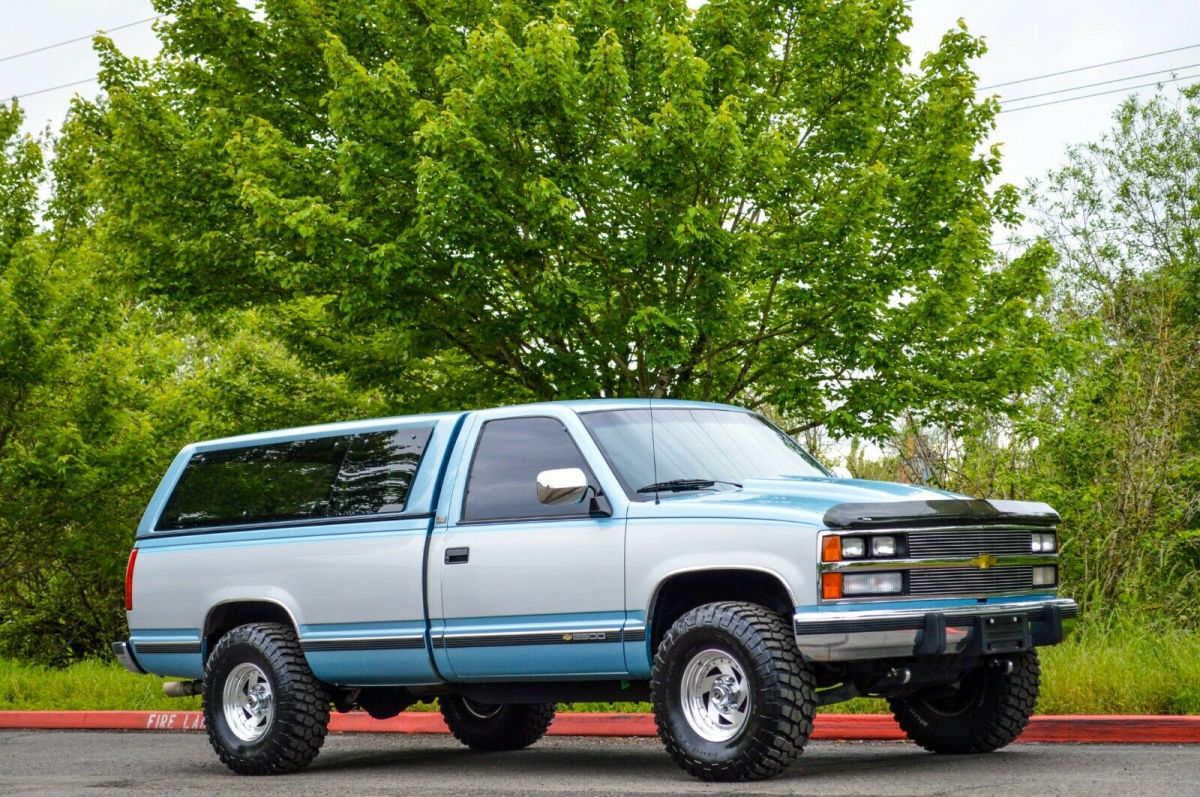 1989 Chevrolet Silverado 2500 ~ 4X4 ~ 37K MILES - photo 3