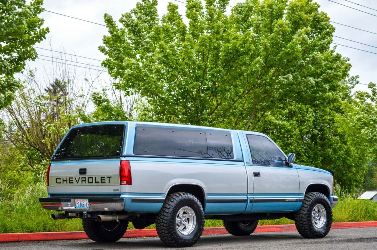 1989 Chevrolet Silverado 2500 ~ 4X4 ~ 37K MILES - photo 5