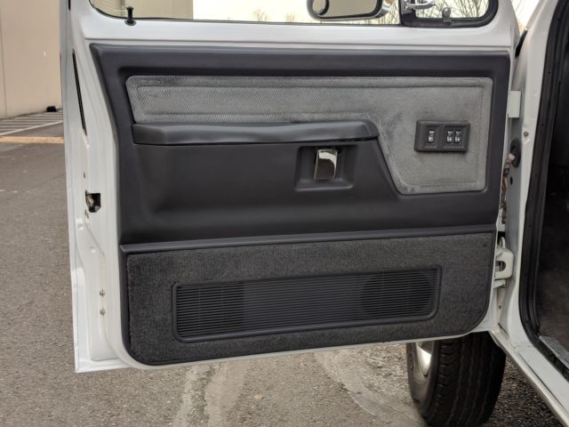 1991 Dodge Ram 2500 LE - photo 6