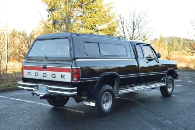 1993 Dodge Ram 2500 - photo 10