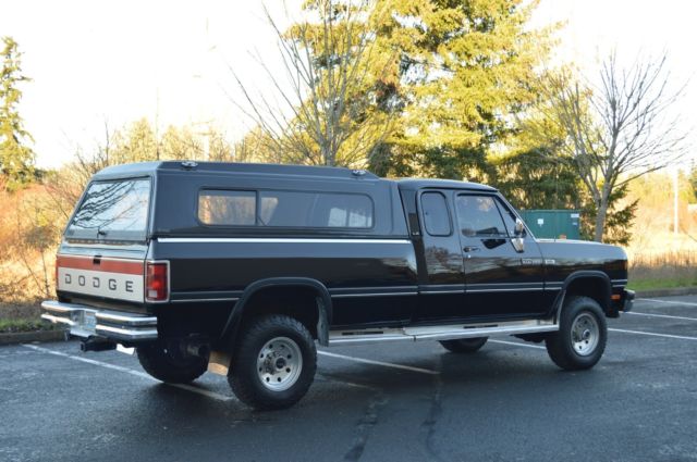 1993 Dodge Ram 2500 - photo 9