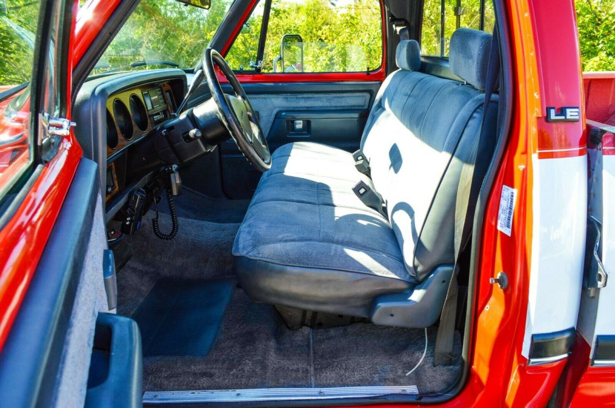1993 Dodge Ram 2500 - photo 13
