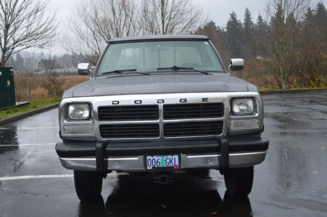 1993 Dodge Ram 2500 - photo 10