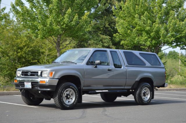 1993 Toyota Pickup - photo 2