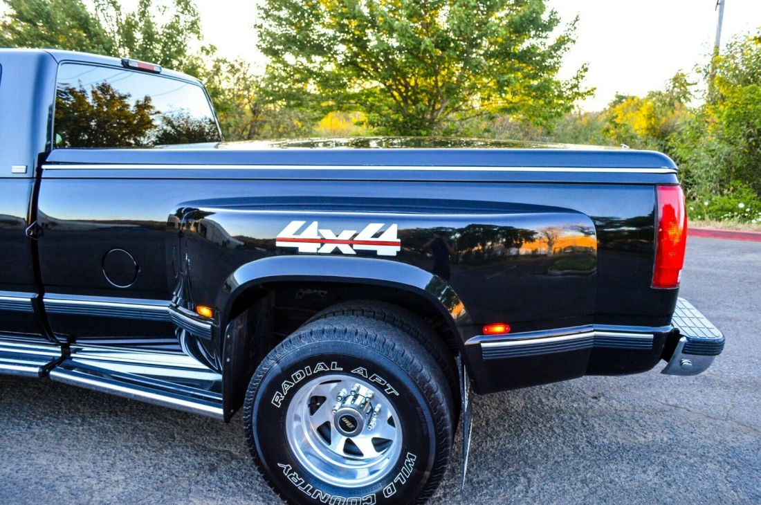 1994 Chevrolet Silverado 3500 ~ 4X4 ~ 33K MILES - photo 12