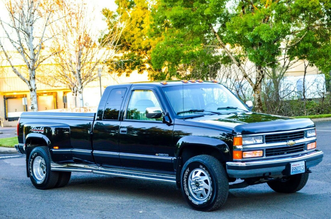1994 Chevrolet Silverado 3500 ~ 4X4 ~ 33K MILES - photo 8