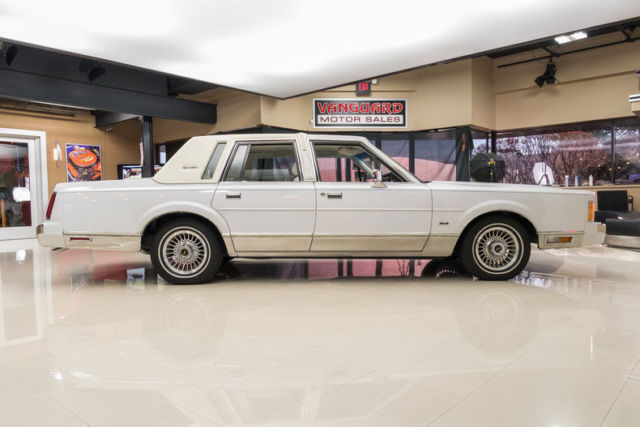 1989 Lincoln Town Car Signature - photo 10
