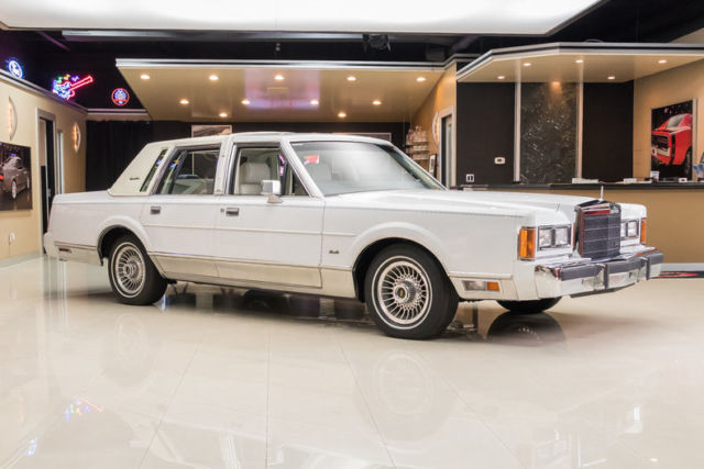 1989 Lincoln Town Car Signature - photo 8