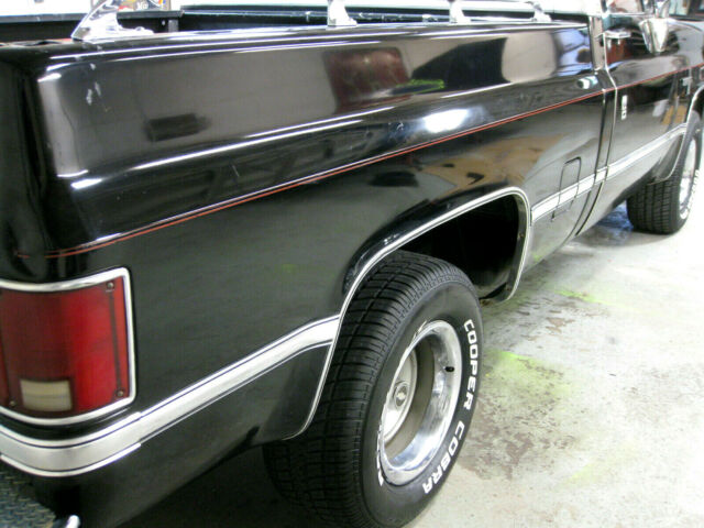 1987 Chevrolet C/K Pickup 1500 SILVERADO - photo 4