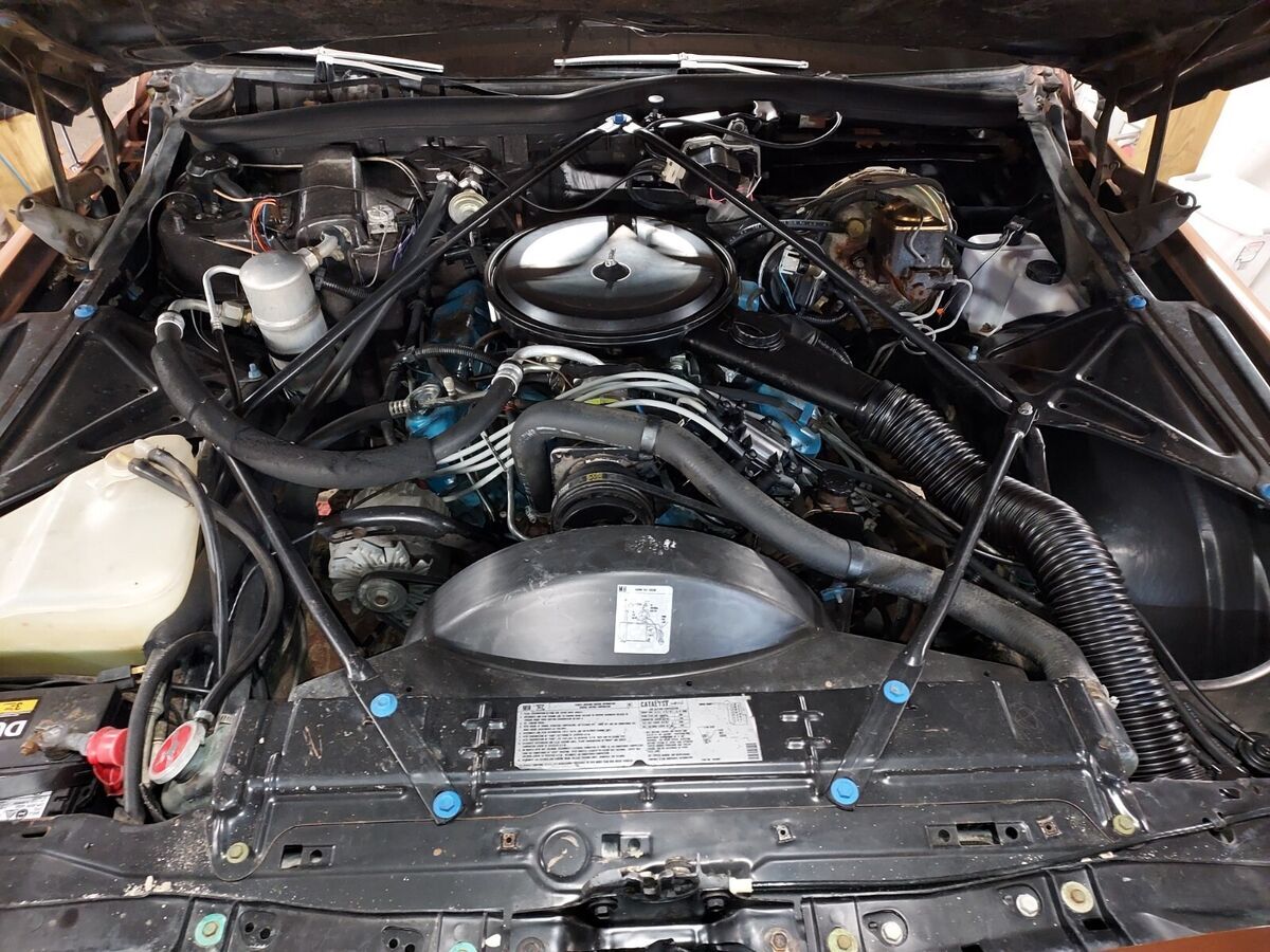 1979 Cadillac DeVille 425ci Auto A/C Power Steering & Brakes - photo 8