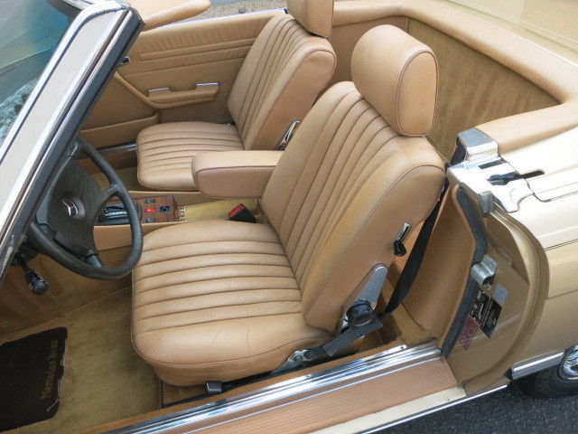 1983 Mercedes-Benz SL-Class 380SL Convertible - photo 11