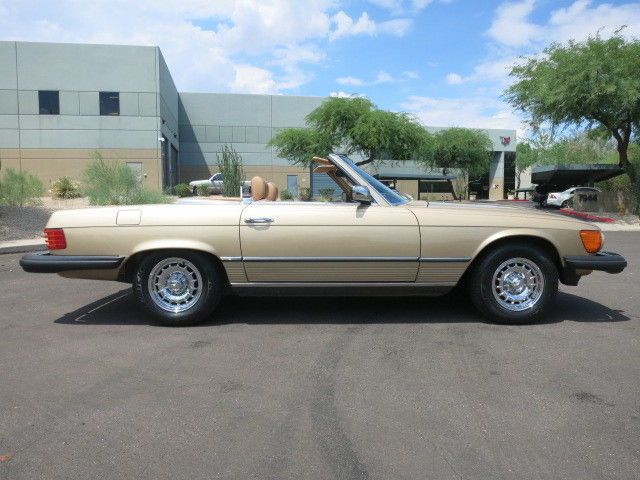 1983 Mercedes-Benz SL-Class 380SL Convertible - photo 8