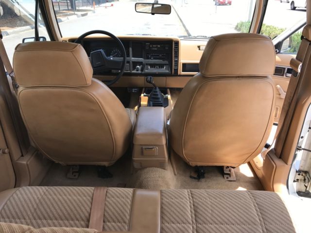 1988 Jeep Cherokee - photo 12