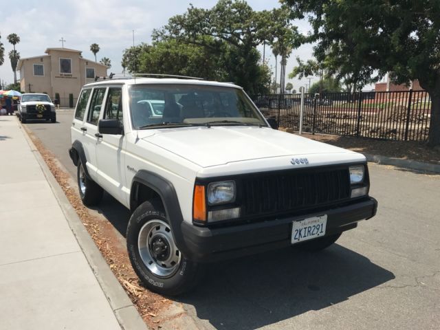 1988 Jeep Cherokee - photo 2