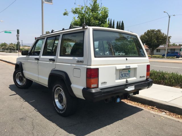 1988 Jeep Cherokee - photo 6