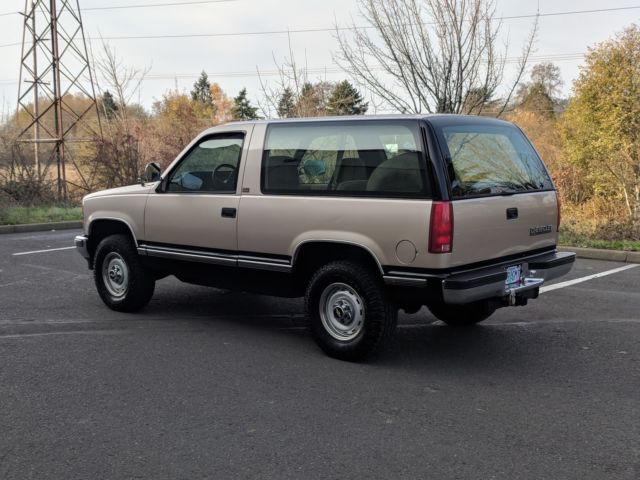 1993 Chevrolet Tahoe SILVERADO - photo 2