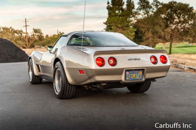1982 Chevrolet Corvette Collectors Edition - photo 10
