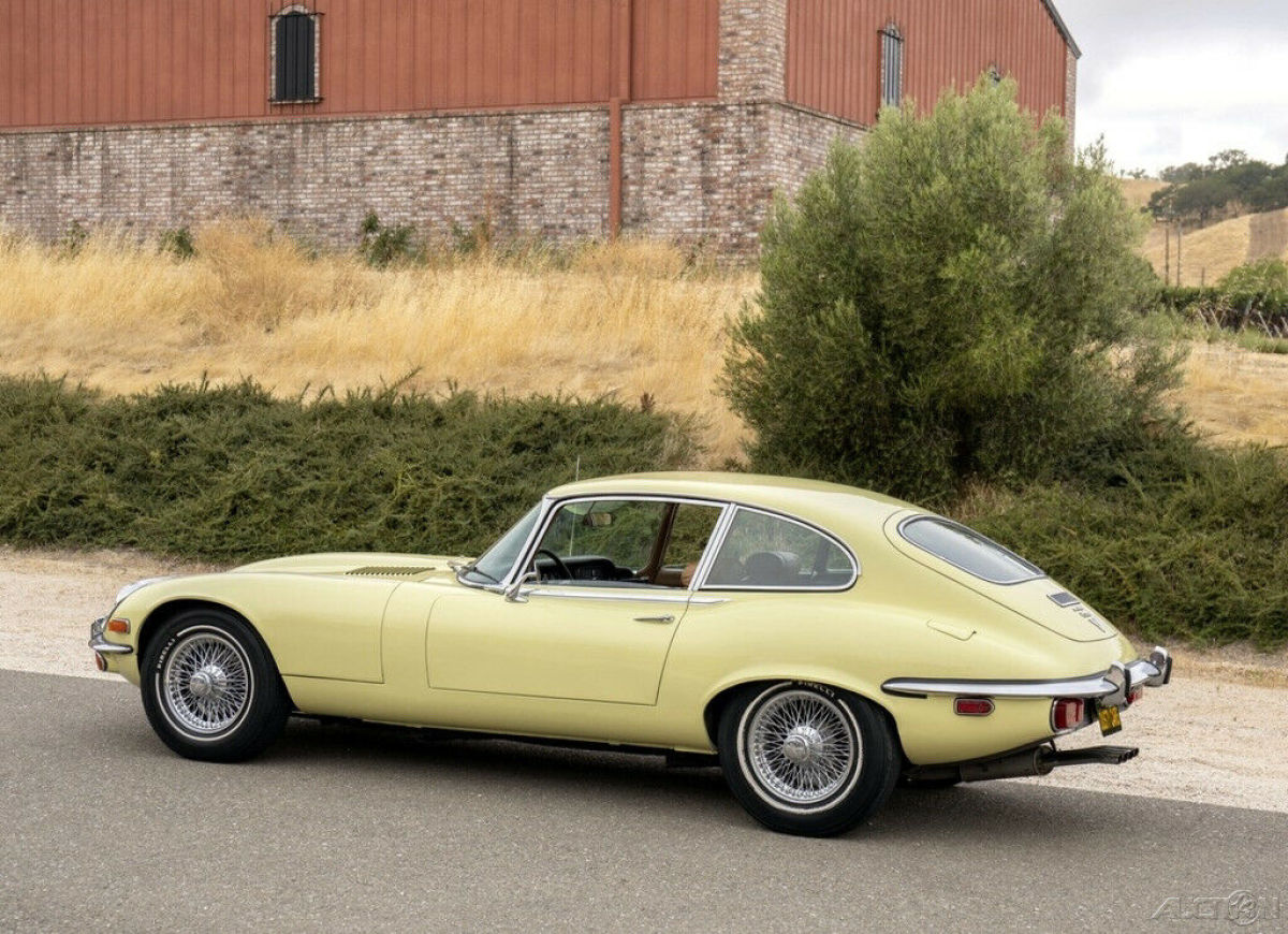 1971 Jaguar E-Type V12 Coupe - photo 3