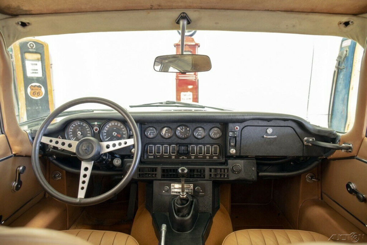 1971 Jaguar E-Type V12 Coupe - photo 9