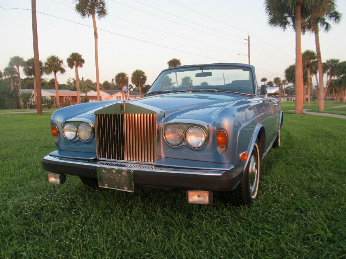 1981 Rolls-Royce Corniche - photo 2