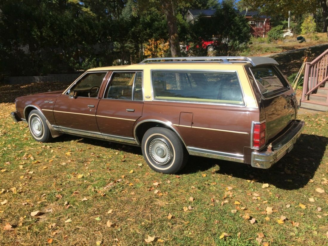 1977 Chevrolet Caprice - photo 2