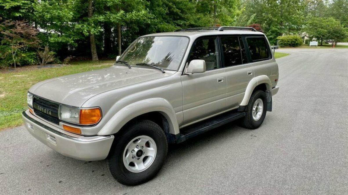 1994 Toyota Land Cruiser 4dr Wagon - photo 2