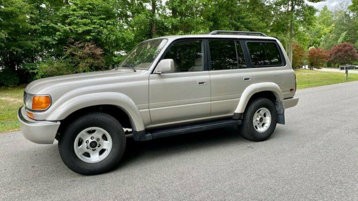 1994 Toyota Land Cruiser 4dr Wagon - photo 3
