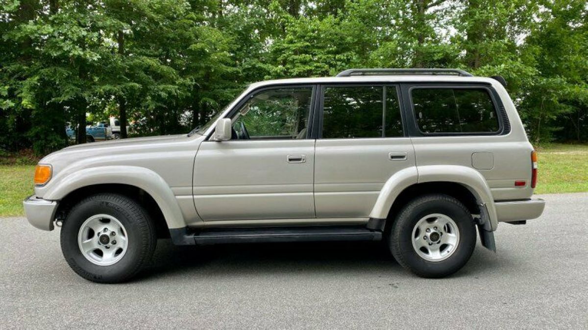 1994 Toyota Land Cruiser 4dr Wagon - photo 4