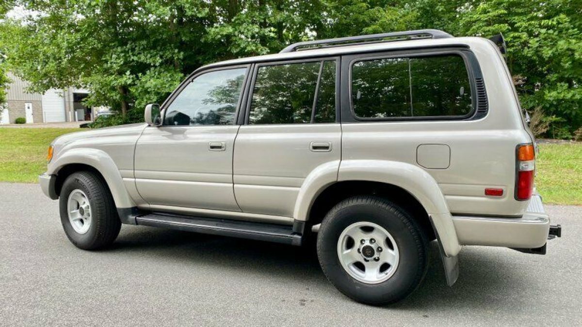 1994 Toyota Land Cruiser 4dr Wagon - photo 5