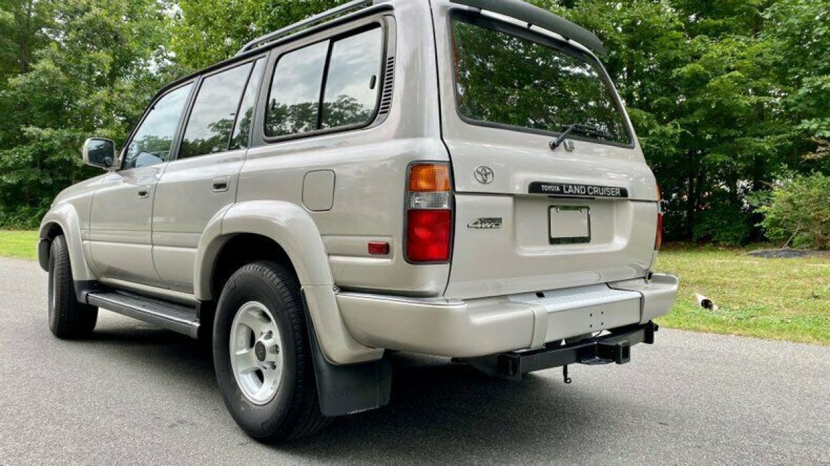 1994 Toyota Land Cruiser 4dr Wagon - photo 8