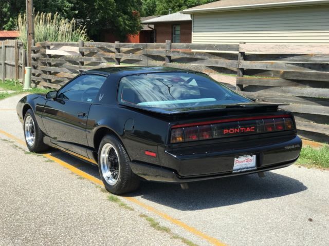 1991 Pontiac Firebird Trans AM - photo 11