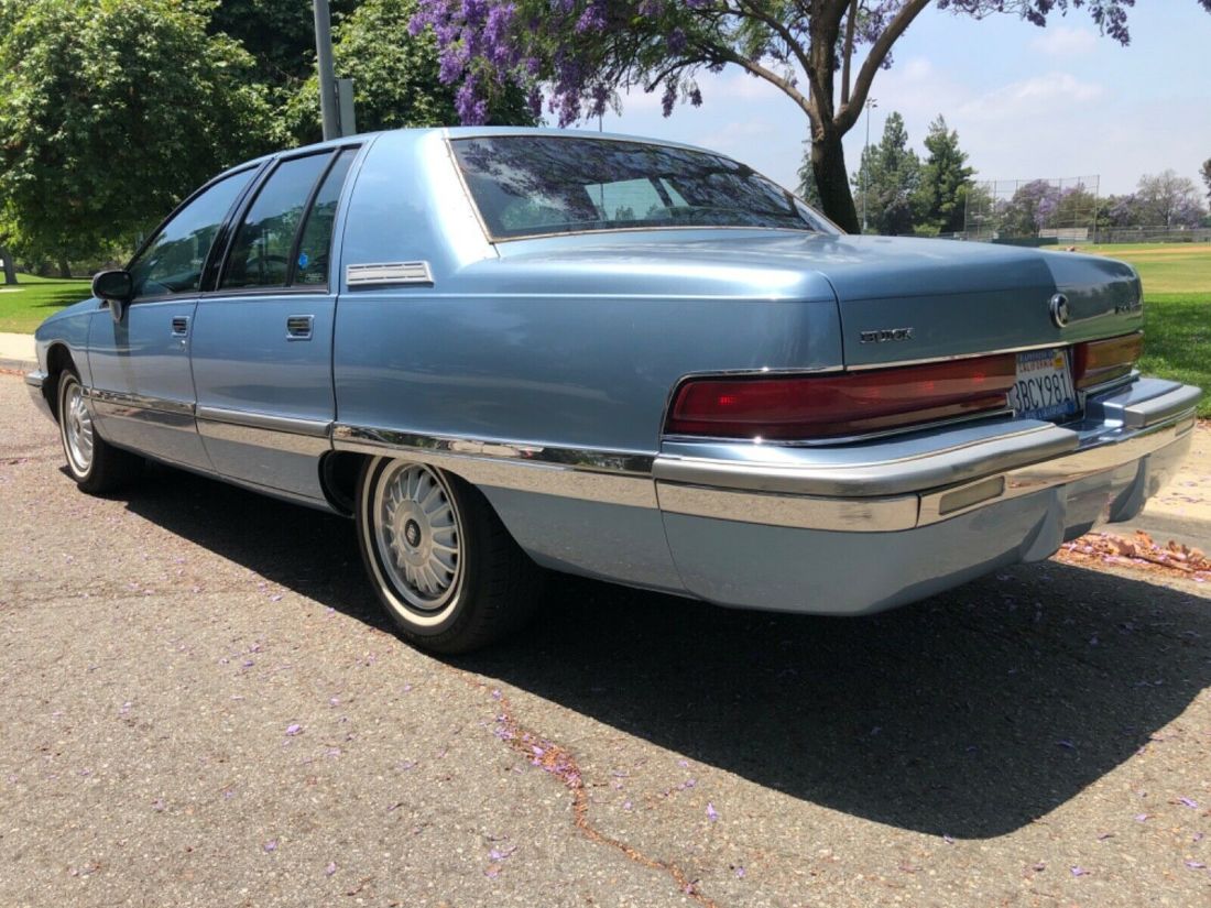 1992 Buick Roadmaster Limited - photo 5