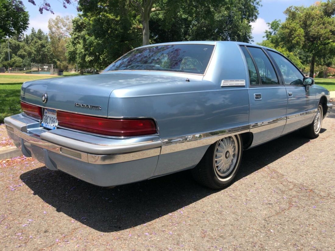 1992 Buick Roadmaster Limited - photo 6