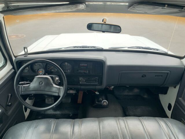 1992 Dodge Ram 2500 - photo 12