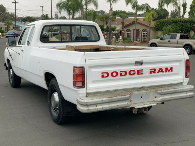 1992 Dodge Ram 2500 - photo 4