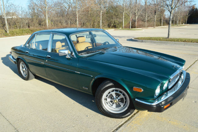 1983 Jaguar XJ6 4 door sedan - photo 13